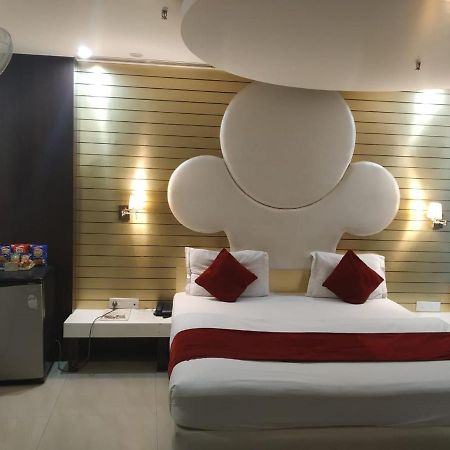 Hotel D'Grand Bareilly Exterior foto