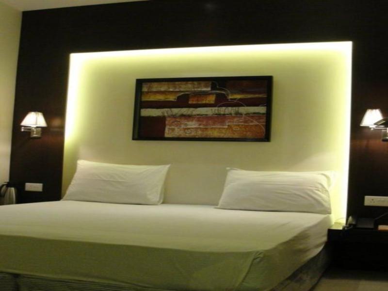 Hotel D'Grand Bareilly Exterior foto