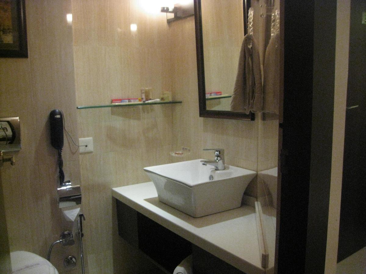 Hotel D'Grand Bareilly Exterior foto